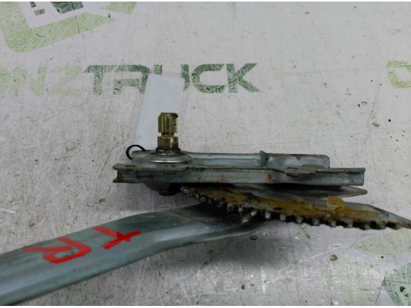 Recambio de elevalunas trasero izquierdo para kia pride glxi familiar referencia OEM IAM KK15373560A  