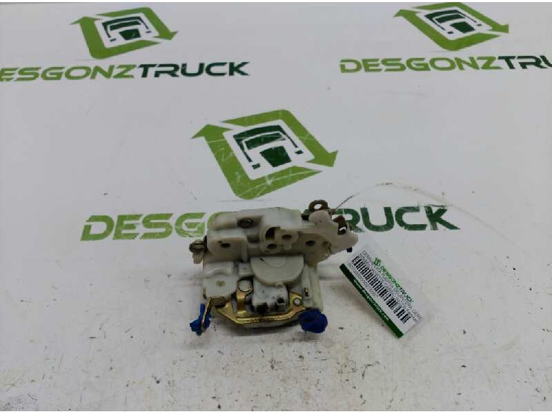 Recambio de cerradura puerta delantera derecha para nissan vanette cargo (hc23) familiar (5 asientos) referencia OEM IAM   