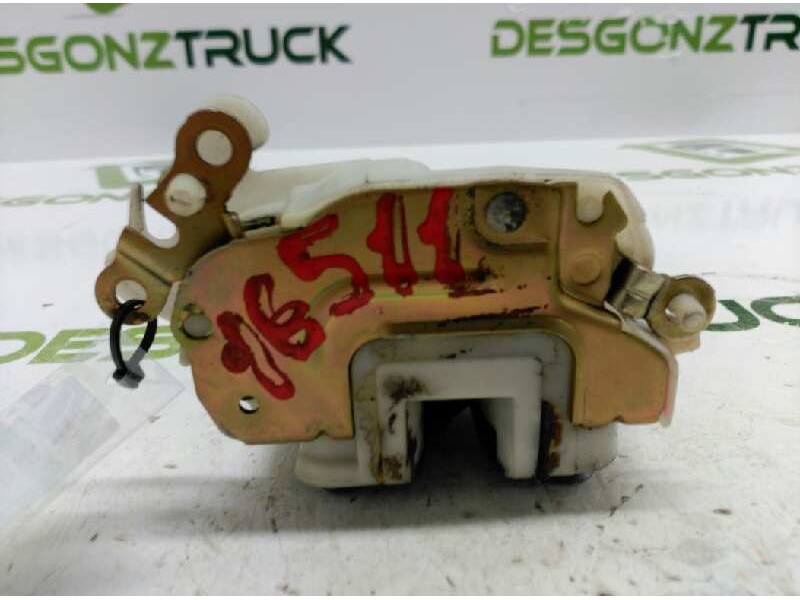 Recambio de cerradura puerta delantera derecha para nissan vanette cargo (hc23) familiar (5 asientos) referencia OEM IAM   