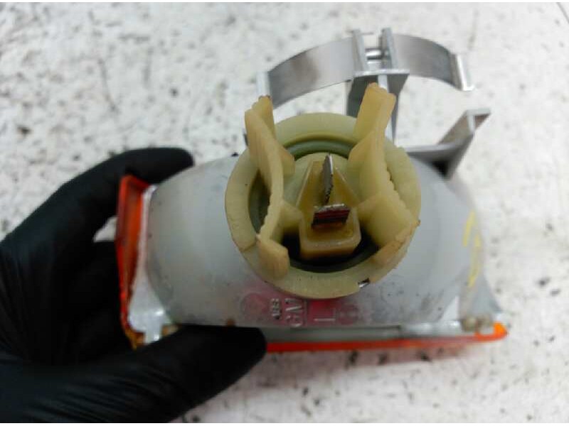 Recambio de piloto delantero izquierdo para opel corsa a ls referencia OEM IAM   