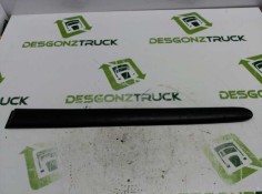 Recambio de moldura puerta trasera izquierda para peugeot 206 berlina x-line referencia OEM IAM 9625100777  
