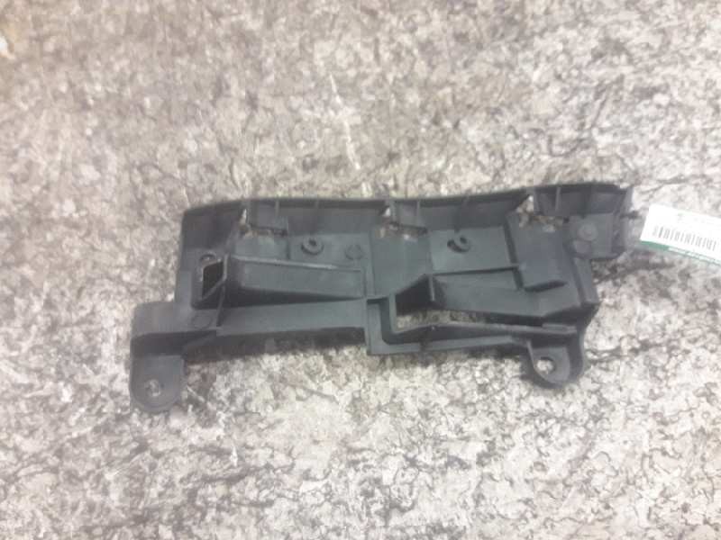 Recambio de soportes paragolpes para volkswagen caddy ka/kb (2k) furg. referencia OEM IAM 2K0807394 TRASERO DERECHO 