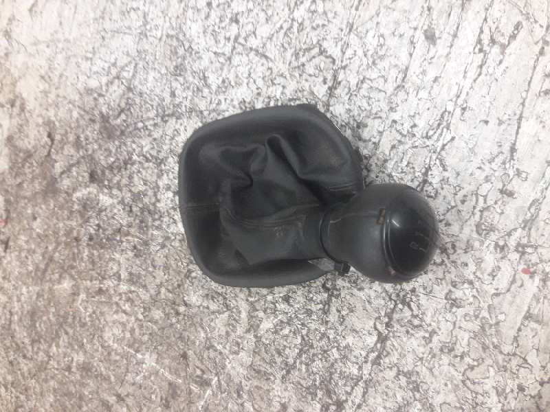 Recambio de pomo palanca cambio para volkswagen caddy ka/kb (2k) furg. referencia OEM IAM 2K0711113NGC  