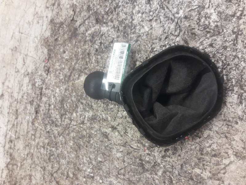 Recambio de pomo palanca cambio para volkswagen caddy ka/kb (2k) furg. referencia OEM IAM 2K0711113NGC  