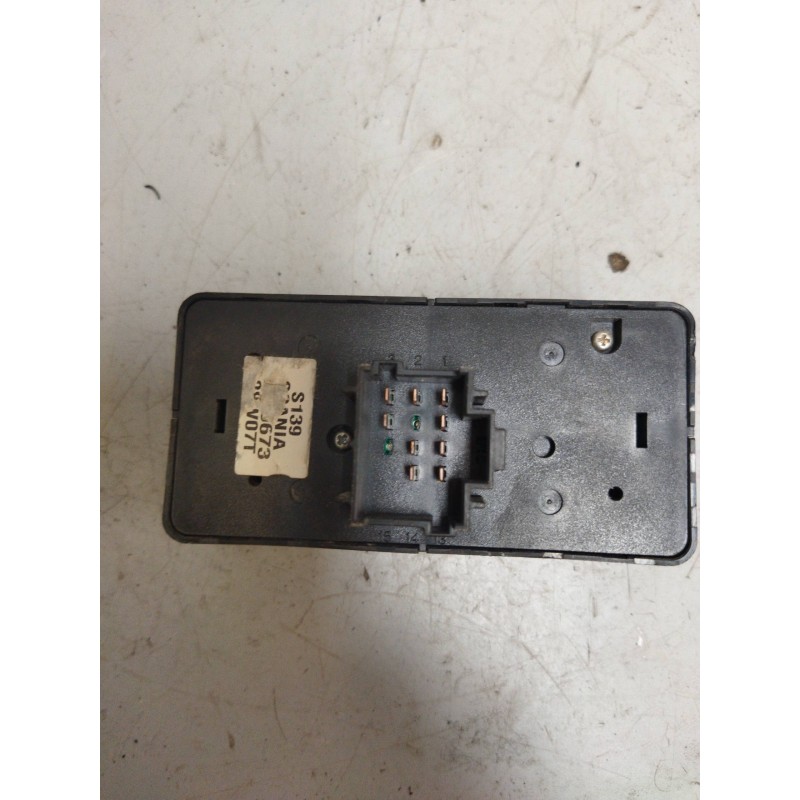 Recambio de mando luces para scania serie p/g/r (c-clase) 12.7 diesel referencia OEM IAM 1540673  