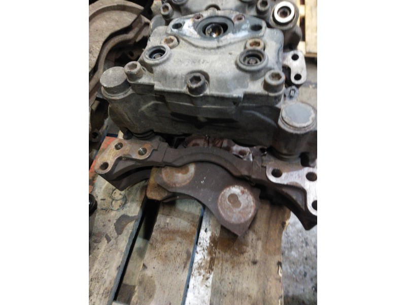 Recambio de pinza freno delantera izquierda para renault midlum 6.2 diesel referencia OEM IAM 5010525012 40195009 