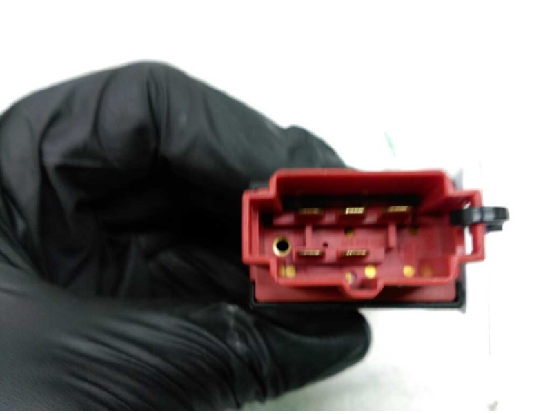 Recambio de boton esp para seat cordoba berlina (6k2) sport referencia OEM IAM   