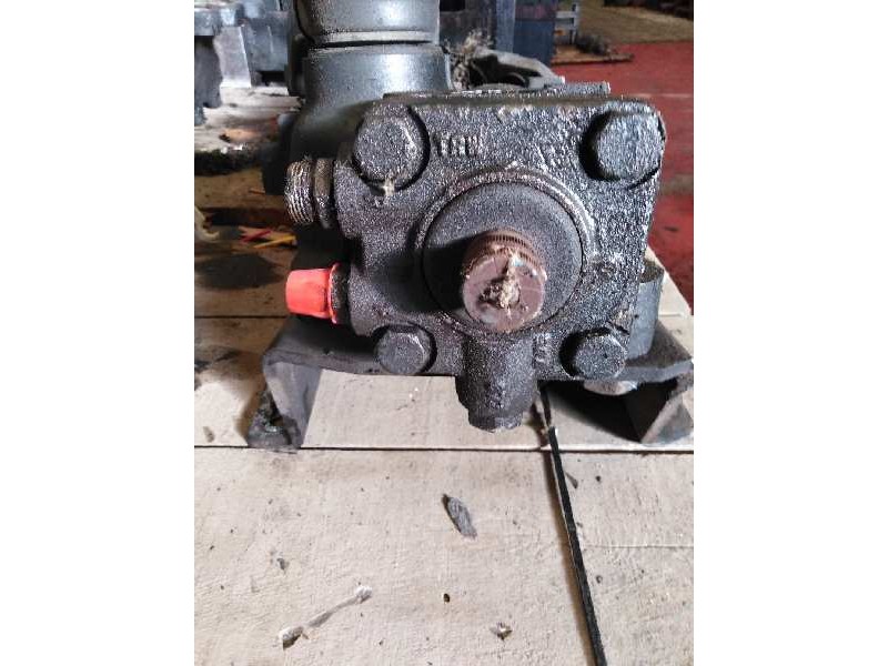 Recambio de caja direccion para nissan trucks m 130.17 referencia OEM IAM 4921006300 TAS30603 