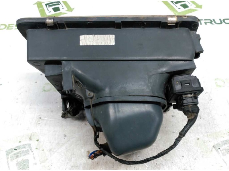 Recambio de faro izquierdo para tata telcosport referencia OEM IAM   