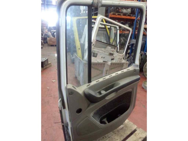 Recambio de puerta delantera derecha para daf serie xf105.xxx fsa 4x2 space-cab referencia OEM IAM   