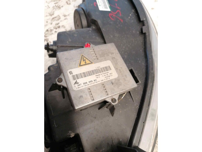 Recambio de faro izquierdo para peugeot 407 st sport pack referencia OEM IAM   15 PINS