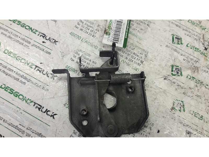 Recambio de cerradura capot para renault clio ii fase i (b/cbo) 1.9 d referencia OEM IAM 7700352729D  