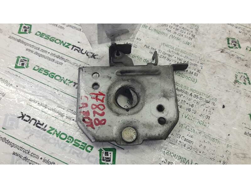 Recambio de cerradura capot para renault clio ii fase i (b/cbo) 1.9 d referencia OEM IAM 7700352729D  