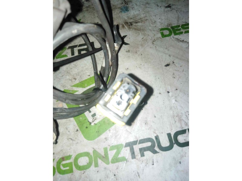 Recambio de sensor abs para volvo fh xxx 12.8 diesel referencia OEM IAM 21296829 20726986 PARTE DERECHA