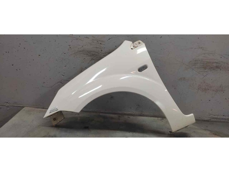 Recambio de aleta delantera izquierda para ford fiesta (cbk) ambiente referencia OEM IAM   