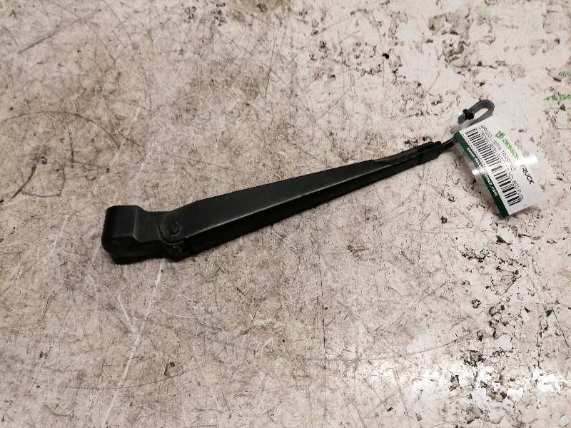 Recambio de brazo limpia trasero para citroën berlingo 2.0 hdi 600 furg. referencia OEM IAM   IZQUIERDO