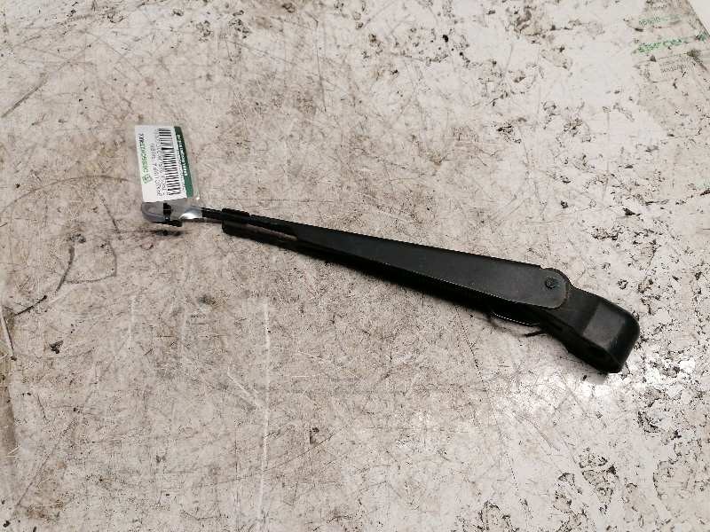 Recambio de brazo limpia trasero para citroën berlingo 2.0 hdi 600 furg. referencia OEM IAM   IZQUIERDO