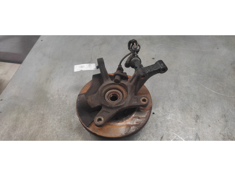 Recambio de mangueta delantera izquierda para chevrolet aveo 1.4 cat referencia OEM IAM   