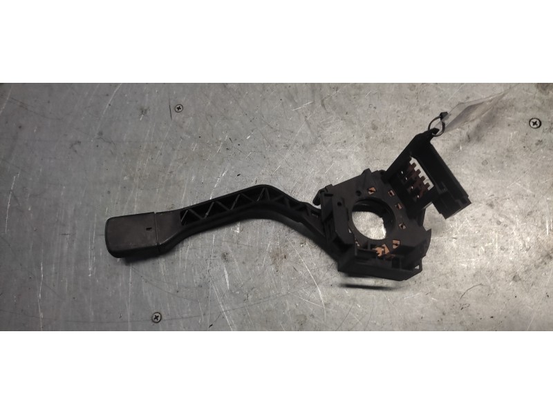 Recambio de mando limpia para seat toledo (1l) se referencia OEM IAM   