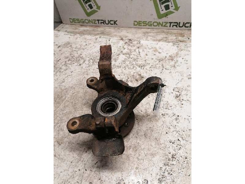 Recambio de mangueta delantera derecha para mercedes-benz vito marco polo (638) 112 cdi referencia OEM IAM 6383320225  