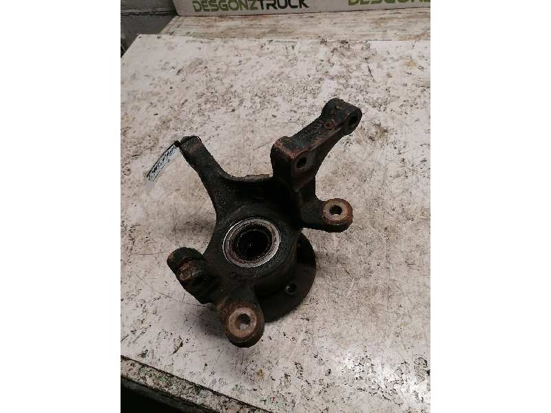 Recambio de mangueta delantera izquierda para mercedes-benz vito marco polo (638) 112 cdi referencia OEM IAM 6389320224  