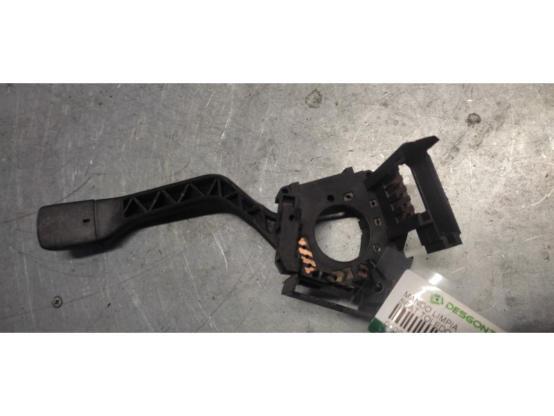 Recambio de mando limpia para seat toledo (1l) se referencia OEM IAM 357953503  