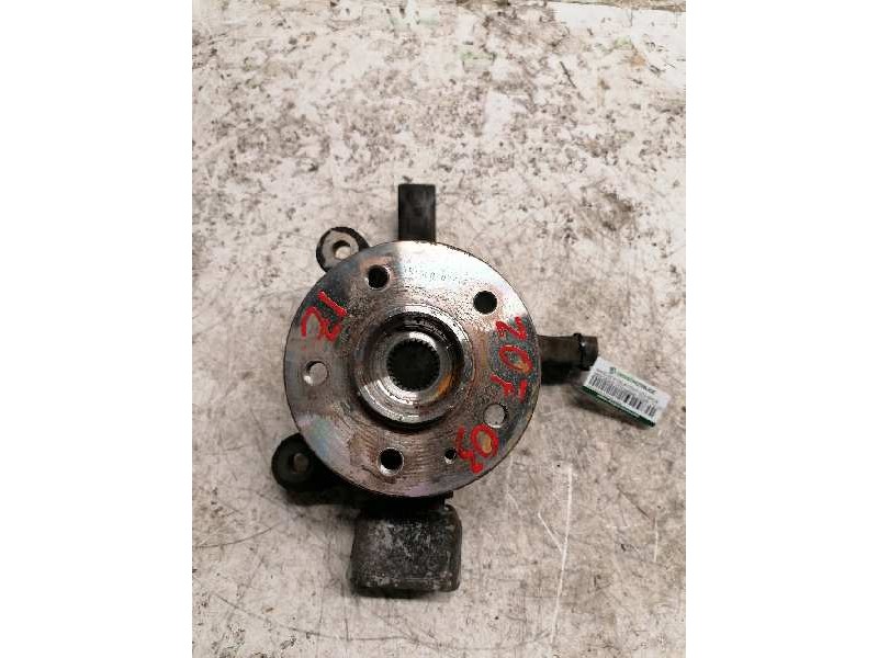 Recambio de mangueta delantera izquierda para mercedes-benz vito (w638) combi 112 cdi (638.194) referencia OEM IAM   