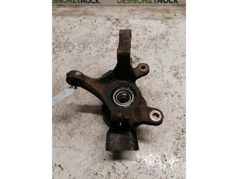 Recambio de mangueta delantera izquierda para mercedes-benz vito (w638) combi 112 cdi (638.194) referencia OEM IAM   