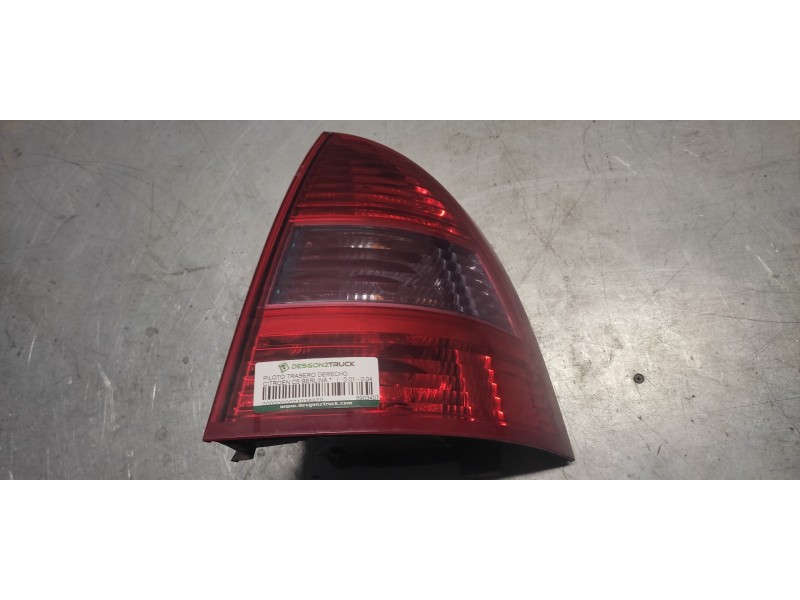Recambio de piloto trasero derecho para citroën c5 berlina referencia OEM IAM 89034070  