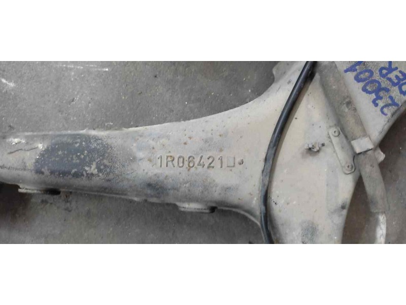 Recambio de mangueta trasera derecha para mercedes-benz vito kasten (639) 2.1 cdi referencia OEM IAM 1R06421  