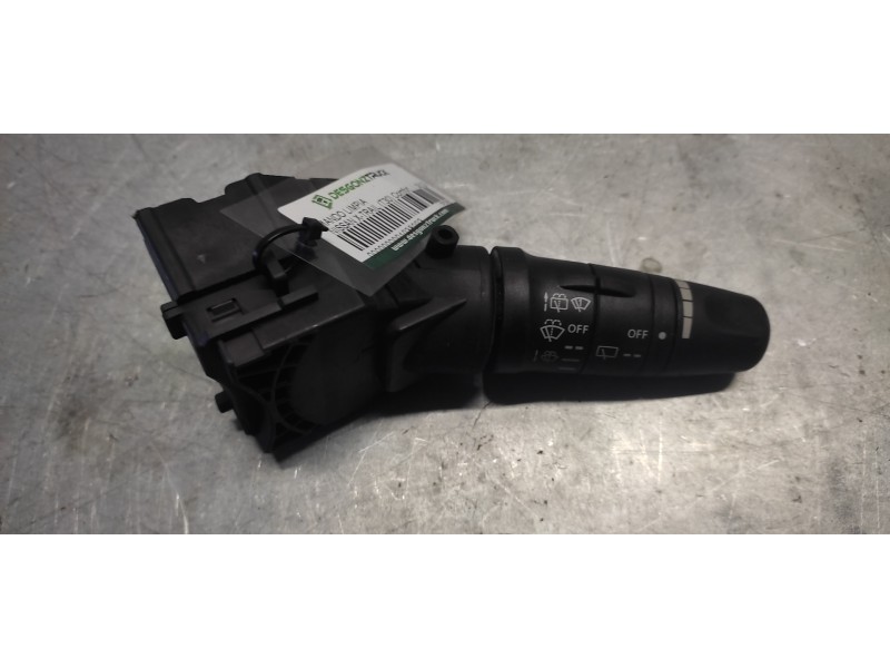 Recambio de mando limpia para nissan x-trail (t30) comfort referencia OEM IAM 25260  