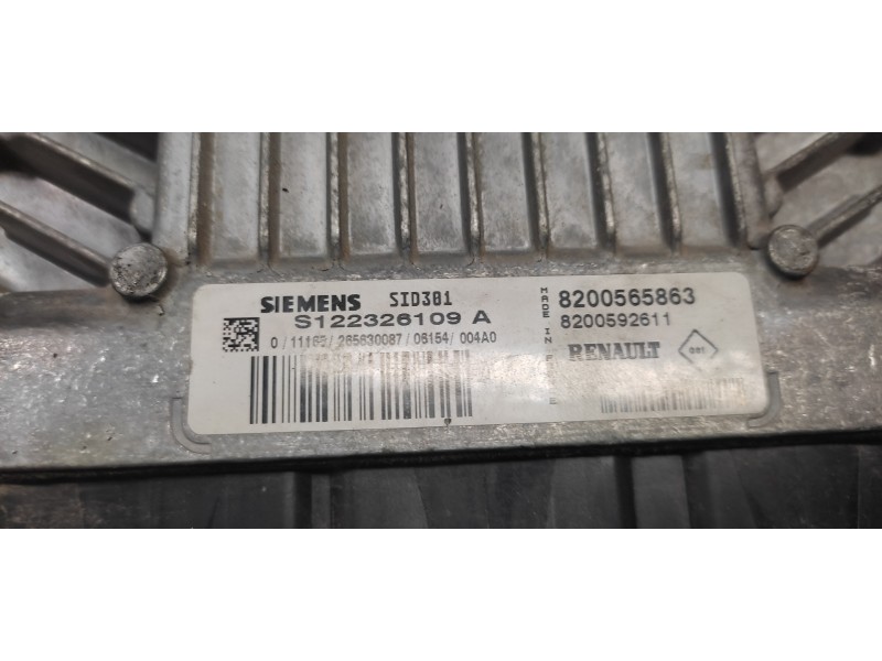 Recambio de centralita motor uce para renault scenic ii 1.5 dci diesel referencia OEM IAM 8200565863 8200592611 
