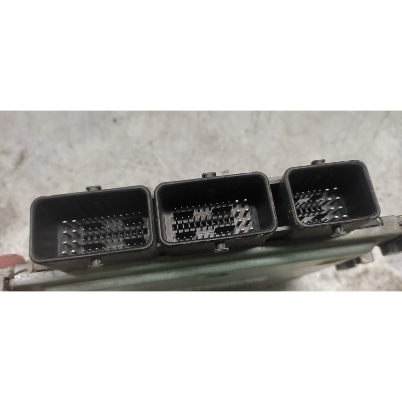 Recambio de centralita motor uce para renault scenic ii 1.5 dci diesel referencia OEM IAM 8200565863 8200592611 