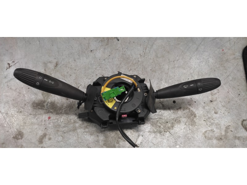 Recambio de mando multifuncion para fiat punto berlina (188) 1.9 d (i) referencia OEM IAM B822  