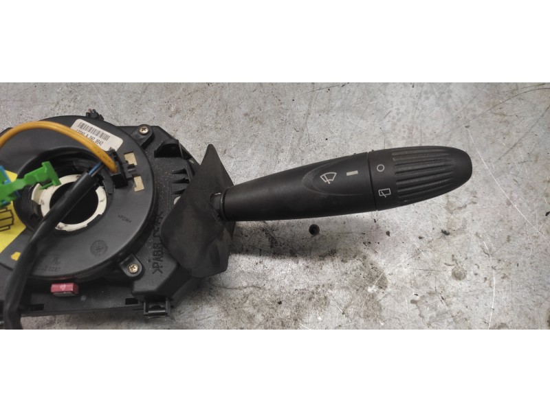 Recambio de mando multifuncion para fiat punto berlina (188) 1.9 d (i) referencia OEM IAM B822  