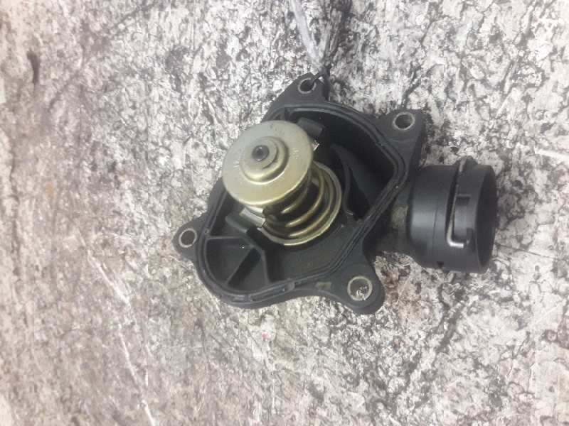 Recambio de termostato para bmw serie 7 (e65/e66) 730d referencia OEM IAM 1162837 S900837 2248038