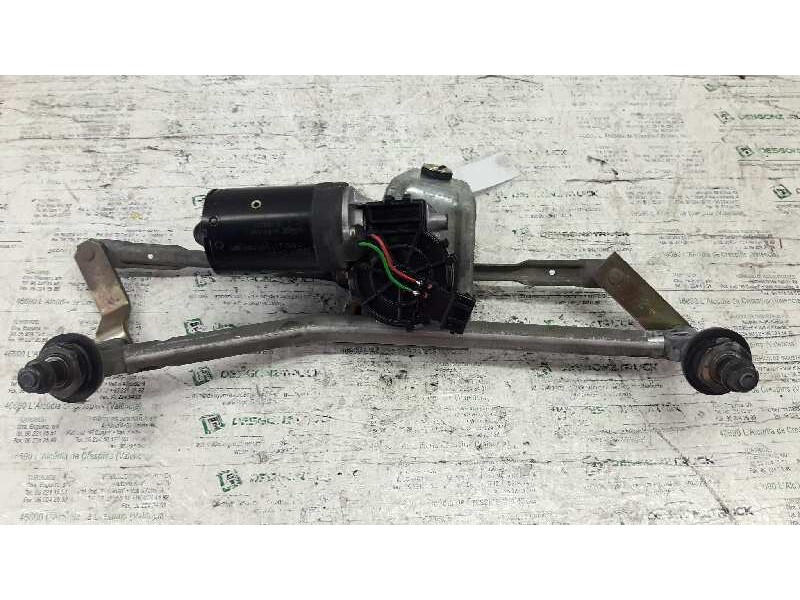 Recambio de motor limpia delantero para peugeot 206 berlina xt referencia OEM IAM 0390241360 LLEVA EL MECANISMO 