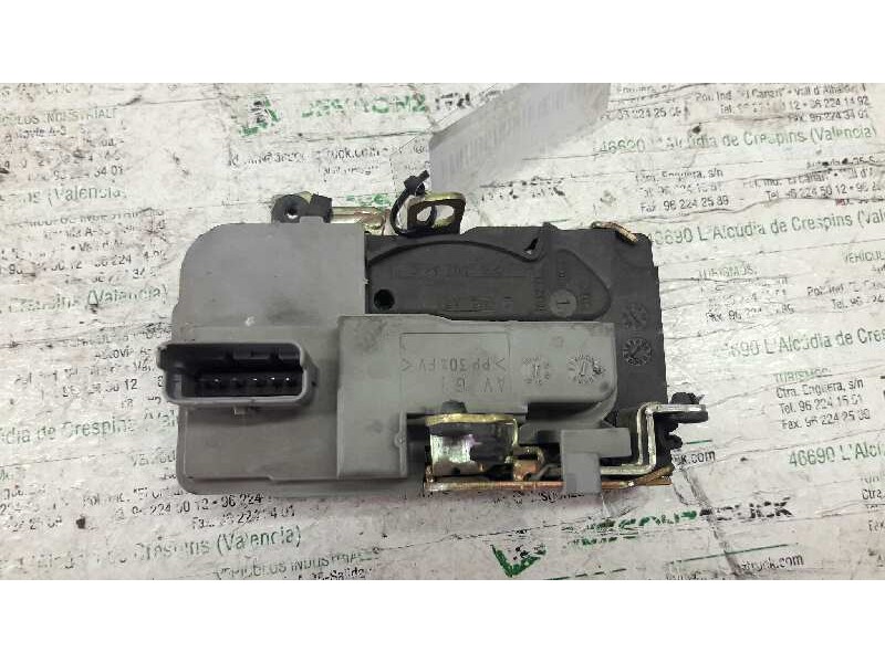 Recambio de cerradura puerta delantera izquierda para peugeot 206 berlina xt referencia OEM IAM   