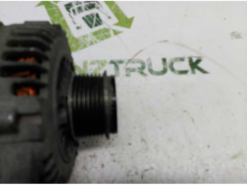 Recambio de alternador para renault trucks mascott 130 dxi referencia OEM IAM 23100DB00A  