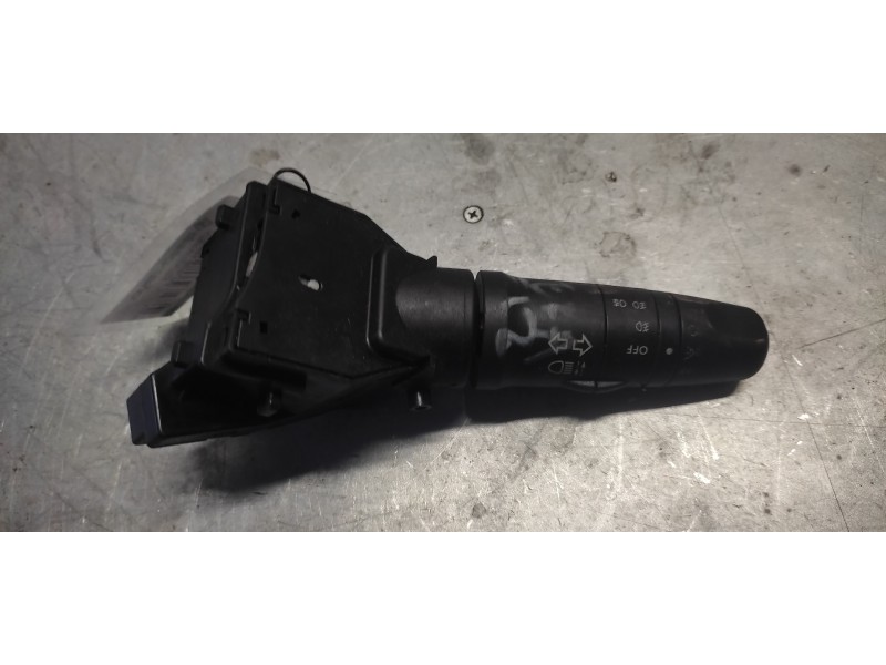 Recambio de mando intermitentes para nissan primera berlina (p12) acenta referencia OEM IAM 25540  