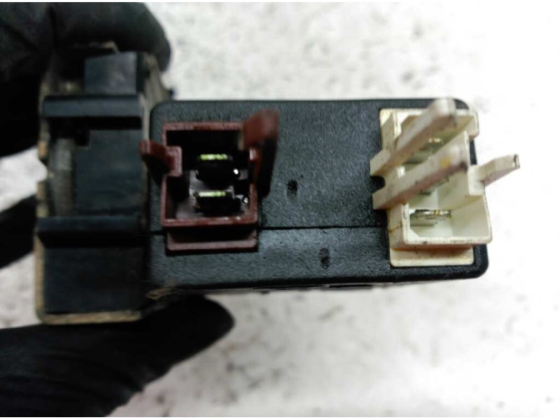 Recambio de cerradura puerta delantera derecha para citroën zx 1.9 d armonia referencia OEM IAM   