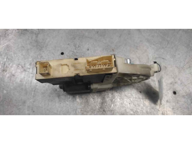 Recambio de motor elevalunas delantero derecho para citroën c4 coupe vtr plus referencia OEM IAM 996388101  