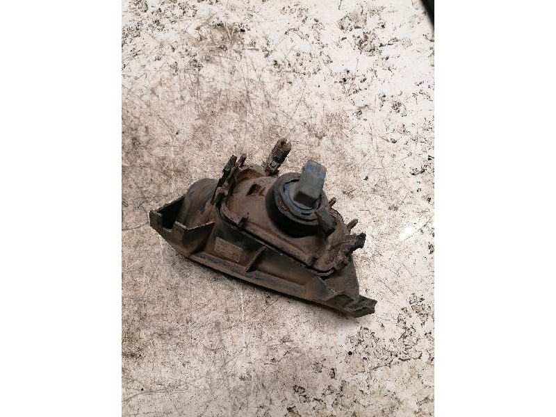 Recambio de faro antiniebla izquierdo para citroën saxo 1.4 vsx referencia OEM IAM   2 PINS