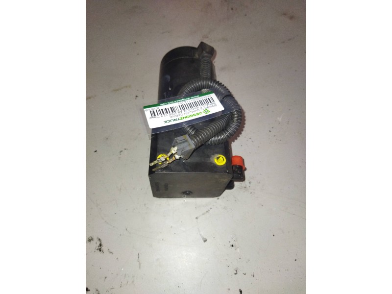 Recambio de bomba elevacion cabina para renault magnum ab 2005 12.8 diesel referencia OEM IAM 82053298 1238198466 