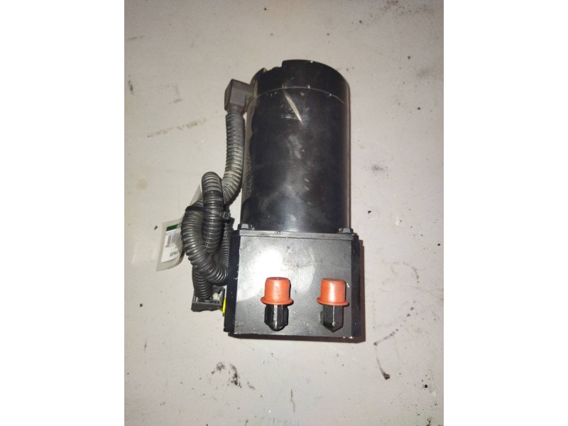 Recambio de bomba elevacion cabina para renault magnum ab 2005 12.8 diesel referencia OEM IAM 82053298 1238198466 