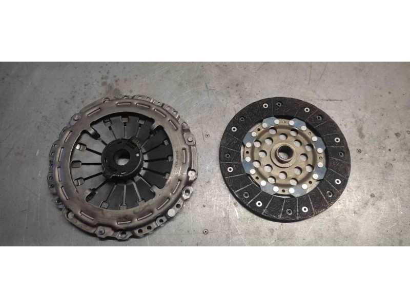 Recambio de kit embrague para citroën jumpy combi confort 5/6 plazas referencia OEM IAM ECK199  