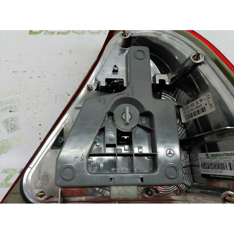 Recambio de piloto trasero izquierdo para mercedes-benz clase c (w202) berlina 200 (202.020) referencia OEM IAM 8203564  