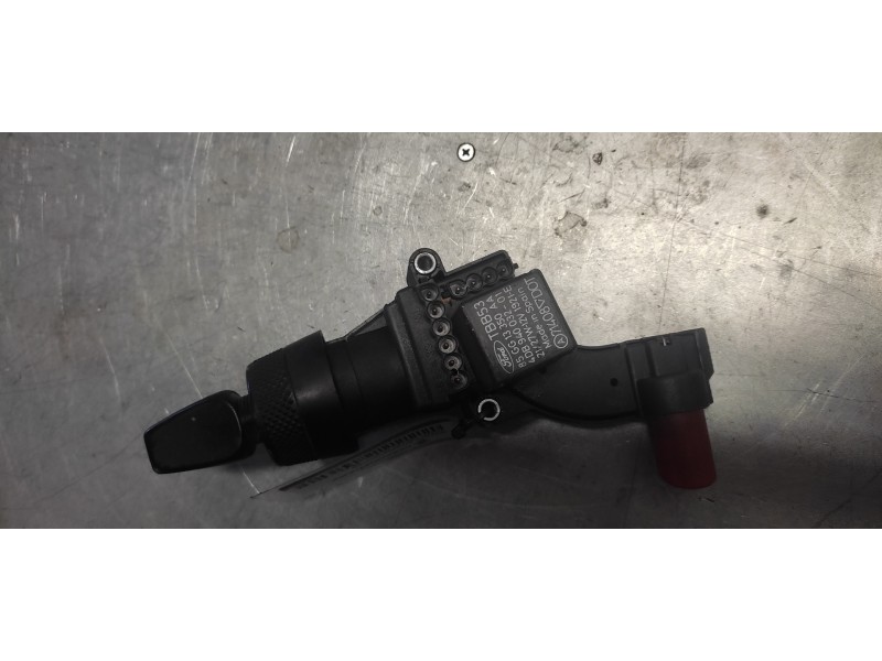 Recambio de mando intermitentes para ford orion clx referencia OEM IAM 86AG13B302AA  