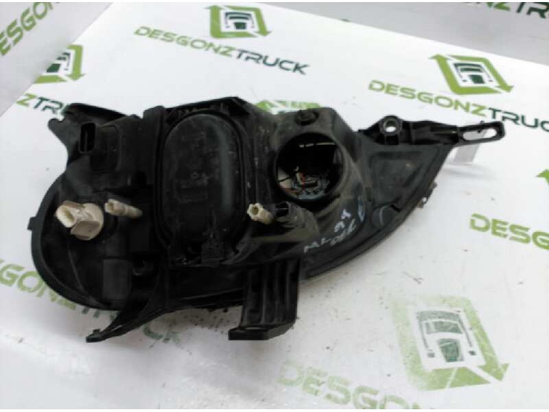 Recambio de faro derecho para mercedes-benz clase m (w163) 230 (163.136) referencia OEM IAM 1638200049  