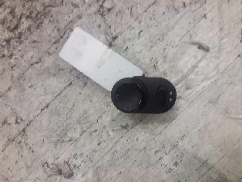 Recambio de mando retrovisor para opel agila básico referencia OEM IAM 09226861 8 PINS 